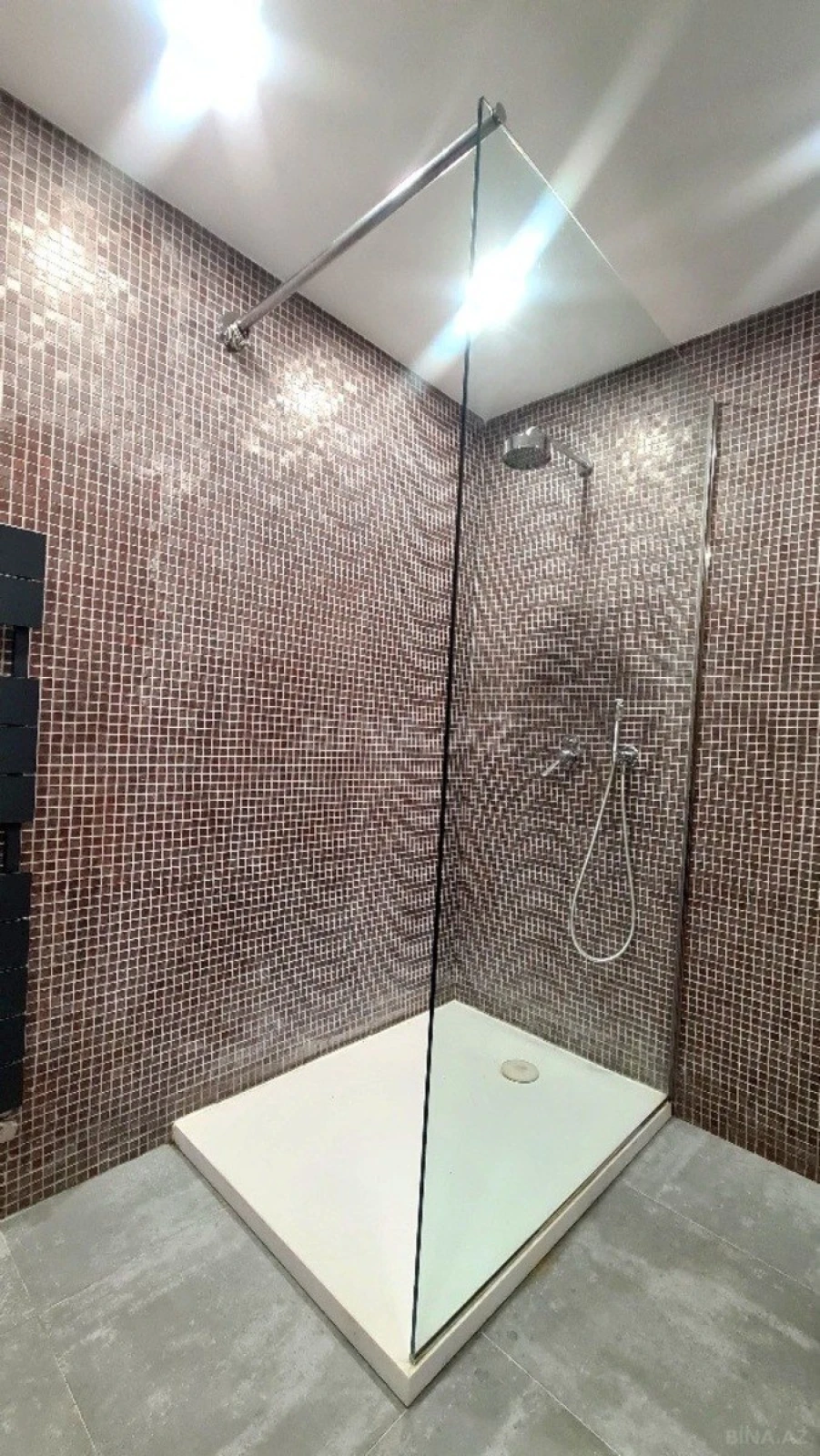 Kirayə verilir 4 otaqlı mənzil 320 m²