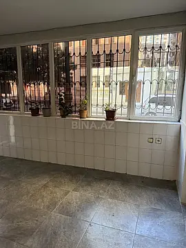 Satılır 3 otaqlı mənzil 110 m²