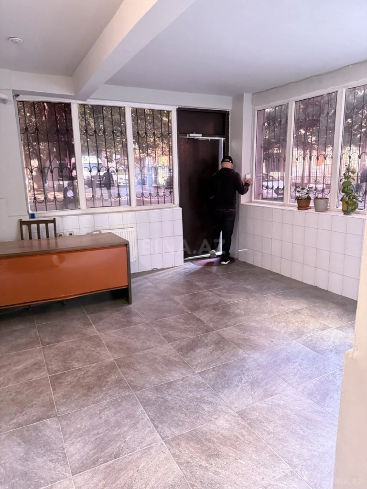 Satılır 3 otaqlı mənzil 110 m²