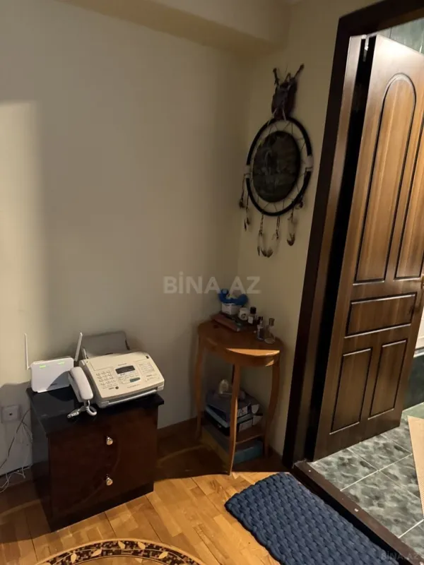 Satılır 3 otaqlı mənzil 110 m²