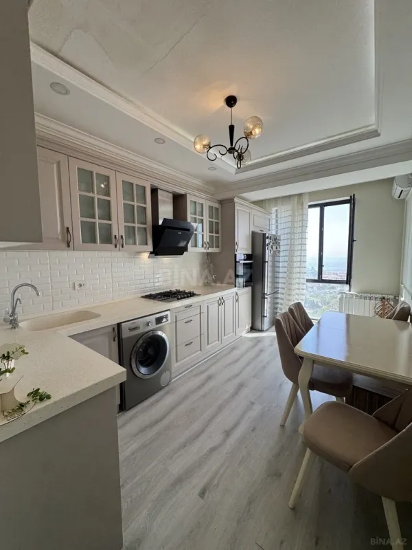Satılır 2 otaqlı mənzil 88 m²