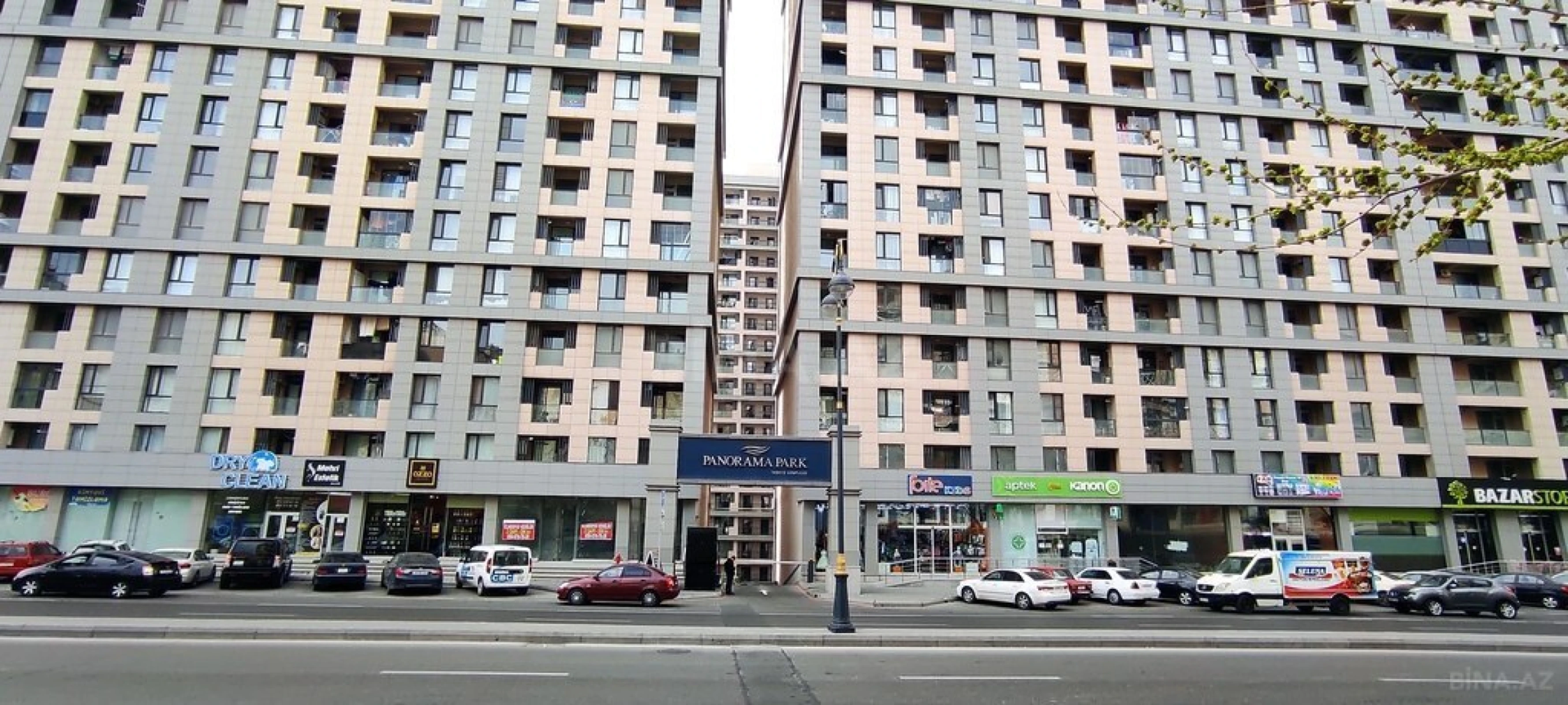 Satılır 2 otaqlı mənzil 88 m²