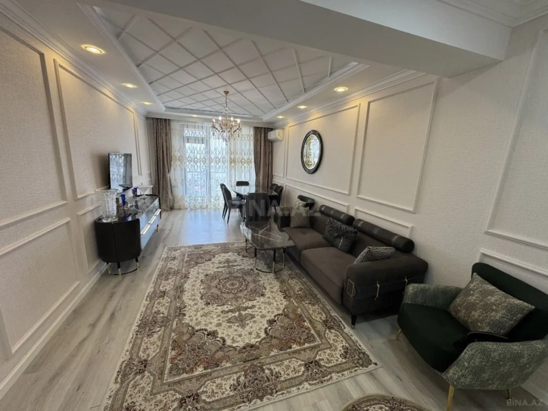 Satılır 2 otaqlı mənzil 88 m²