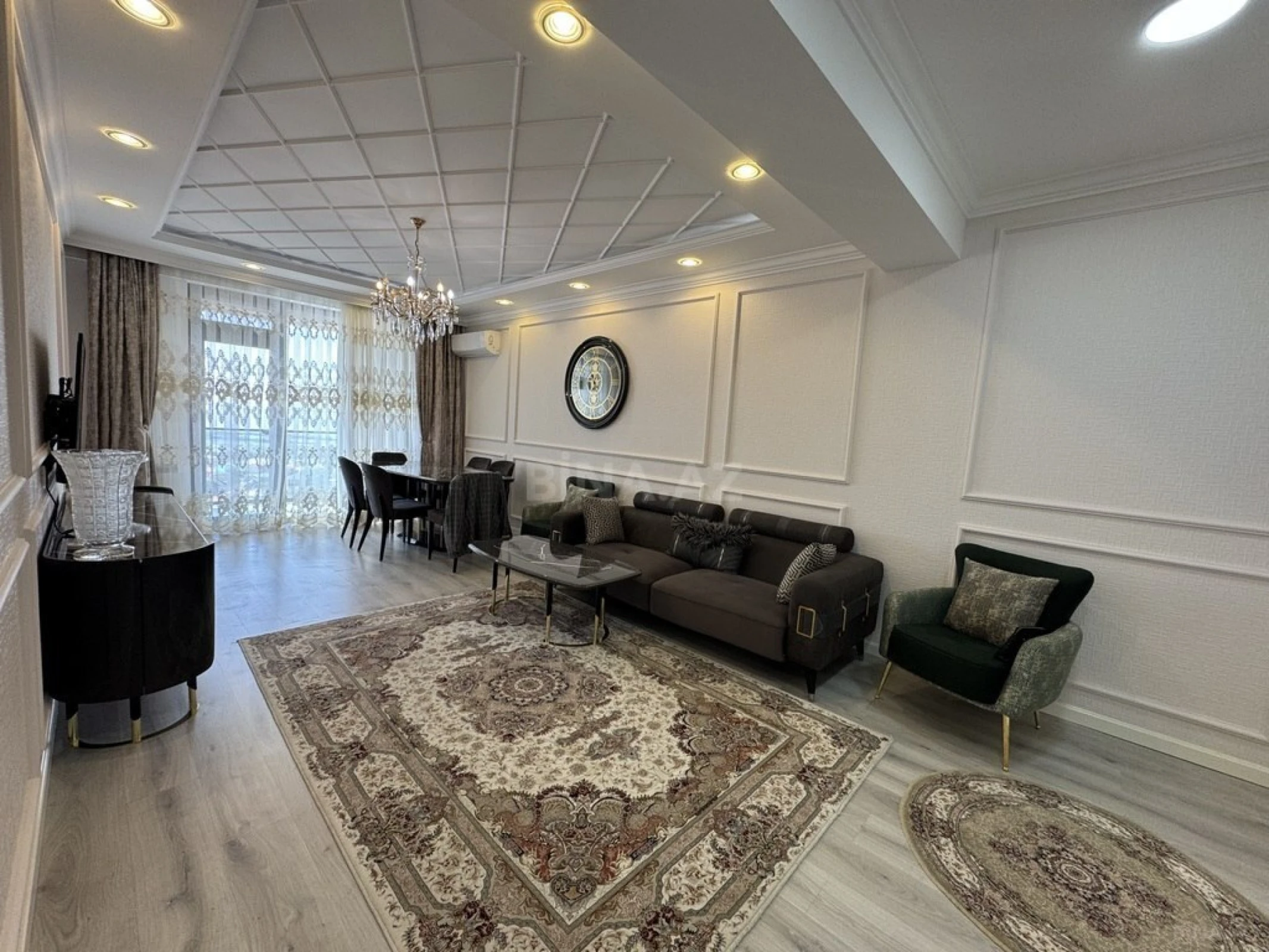Satılır 2 otaqlı mənzil 88 m²
