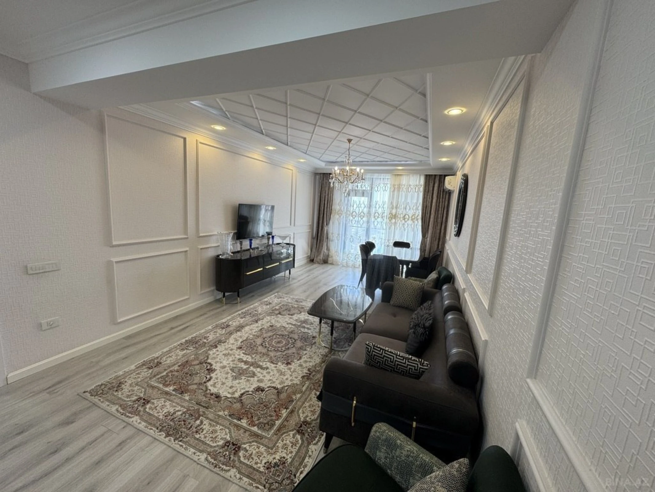 Satılır 2 otaqlı mənzil 88 m²