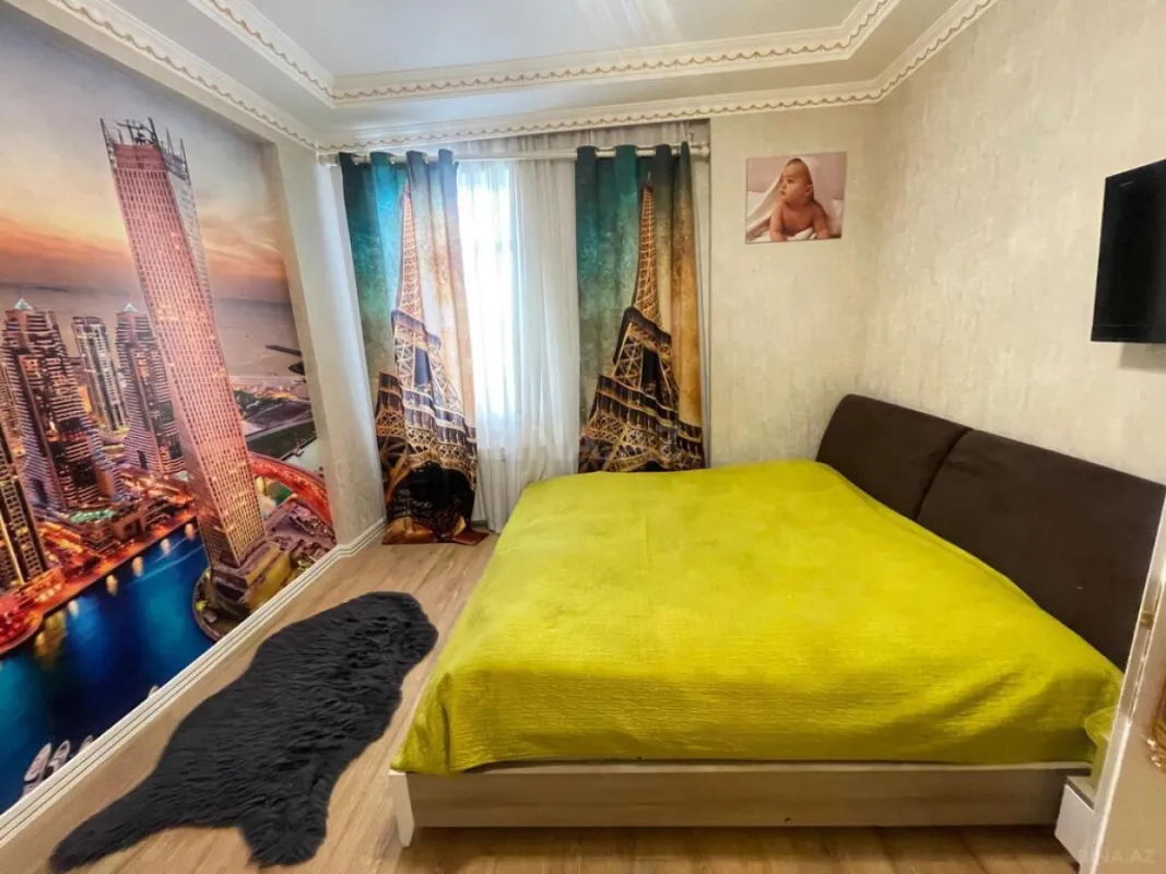 Kirayə verilir 4 otaqlı mənzil 180 m²