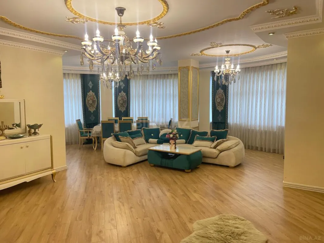 Kirayə verilir 4 otaqlı mənzil 180 m²