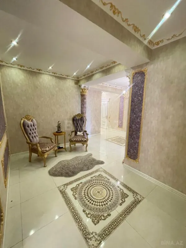 Kirayə verilir 4 otaqlı mənzil 180 m²