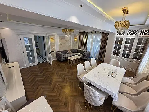 Satılır 3 otaqlı mənzil 130 m²