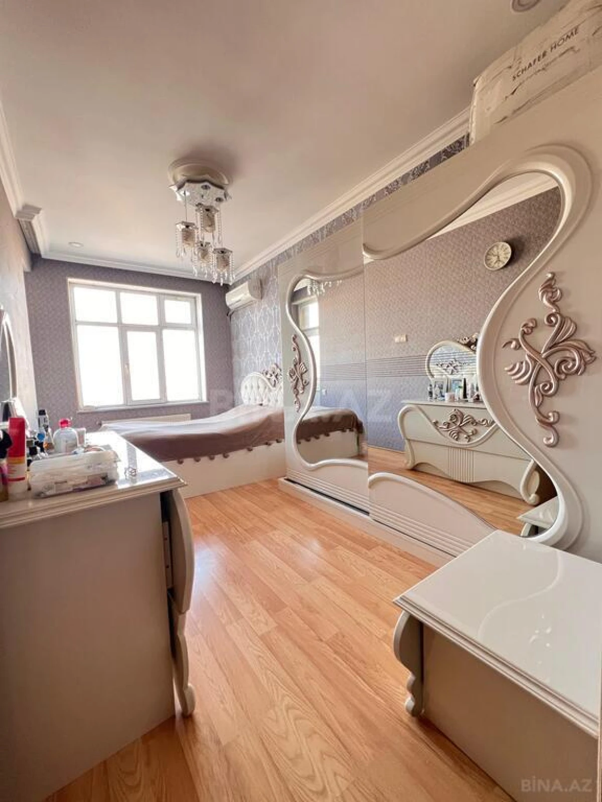 Satılır 3 otaqlı mənzil 110 m²