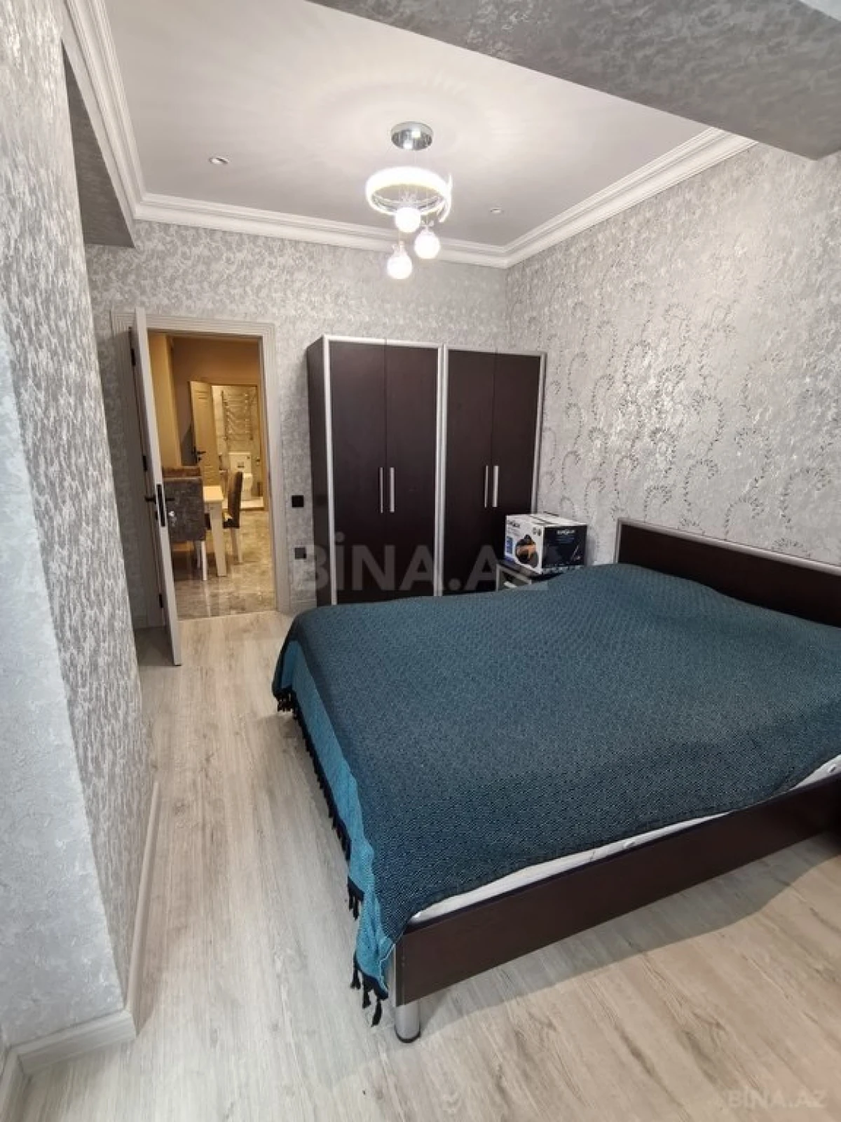 Kirayə verilir 2 otaqlı mənzil 72 m²