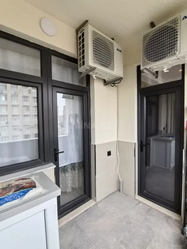 Kirayə verilir 2 otaqlı mənzil 72 m²