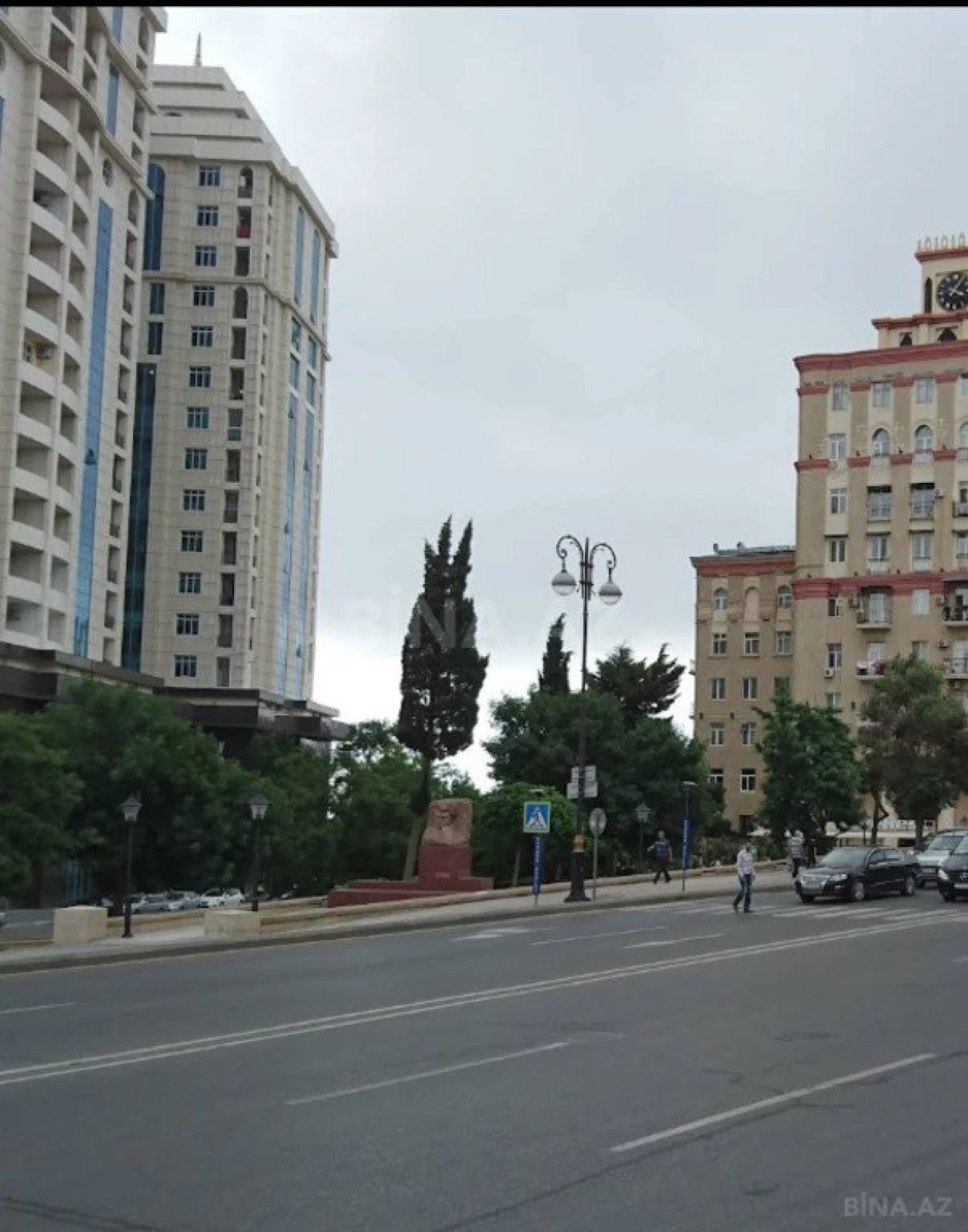 Satılır 3 otaqlı mənzil 70.5 m²