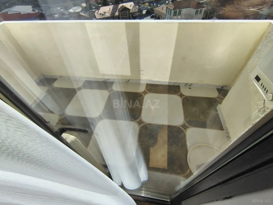 Satılır 2 otaqlı mənzil 68 m²