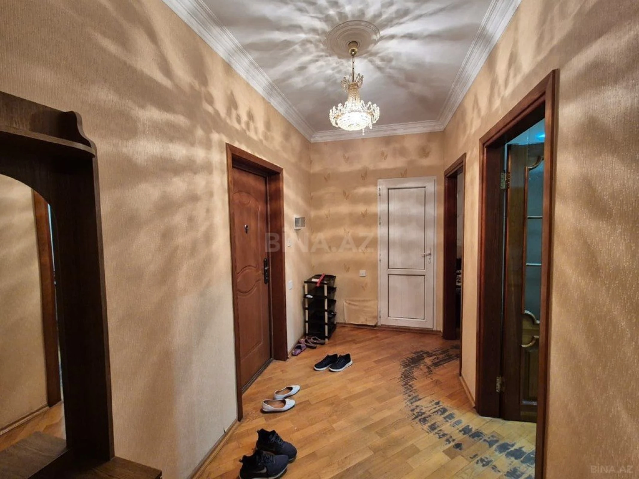 Satılır 3 otaqlı mənzil 83 m²