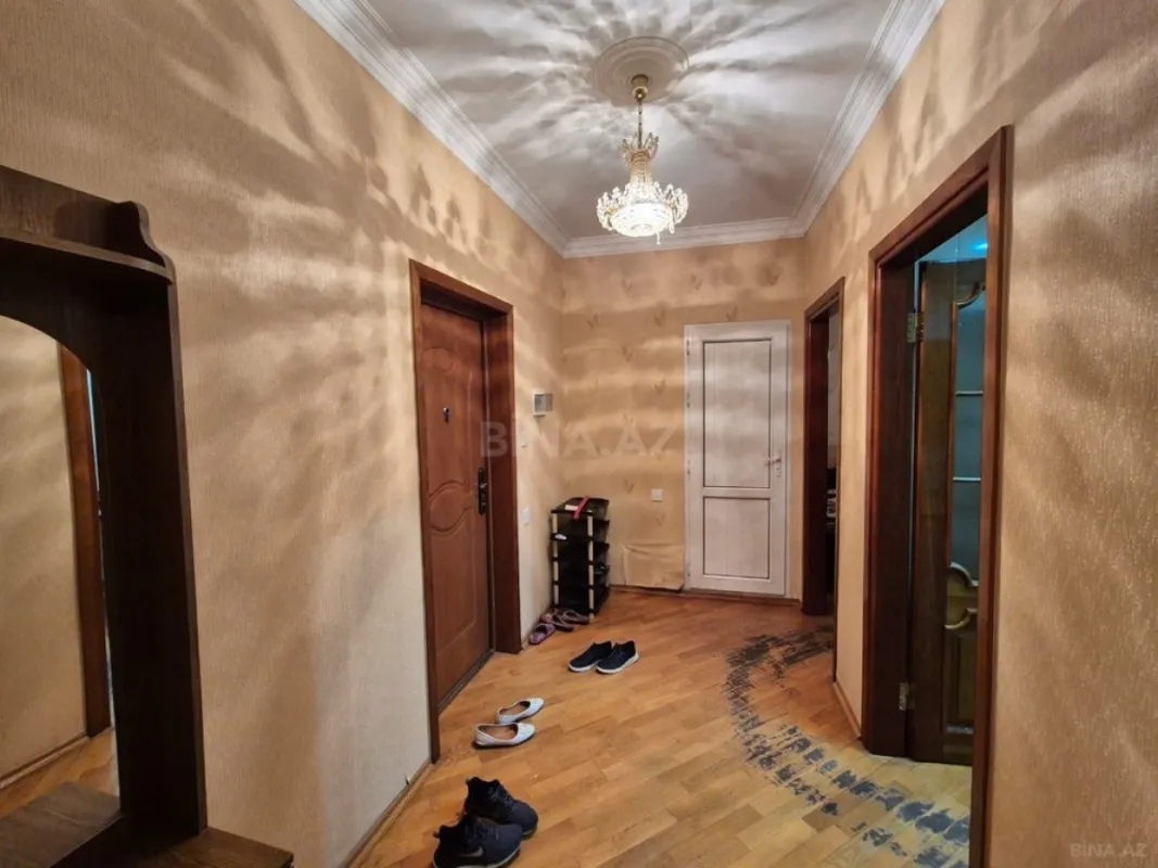 Satılır 3 otaqlı mənzil 83 m²