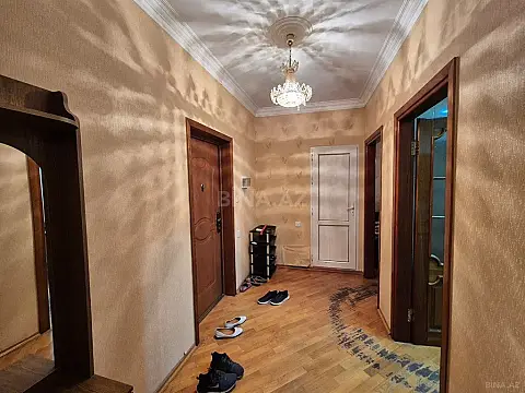 Satılır 3 otaqlı mənzil 83 m²