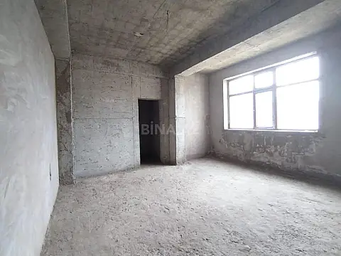 Satılır 5 otaqlı mənzil 223 m²