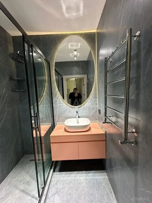 Kirayə verilir 2 otaqlı mənzil 80 m²