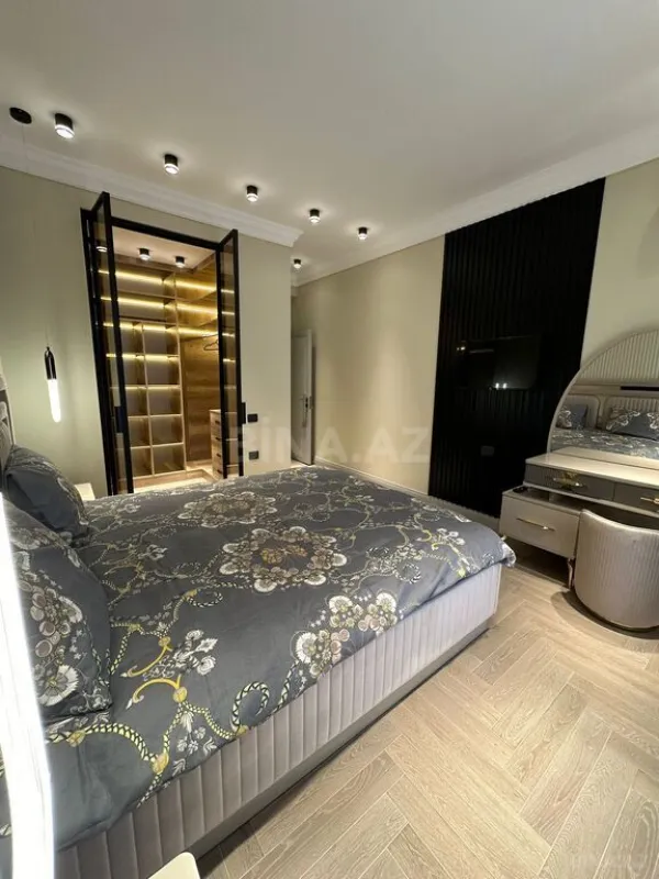 Kirayə verilir 2 otaqlı mənzil 80 m²