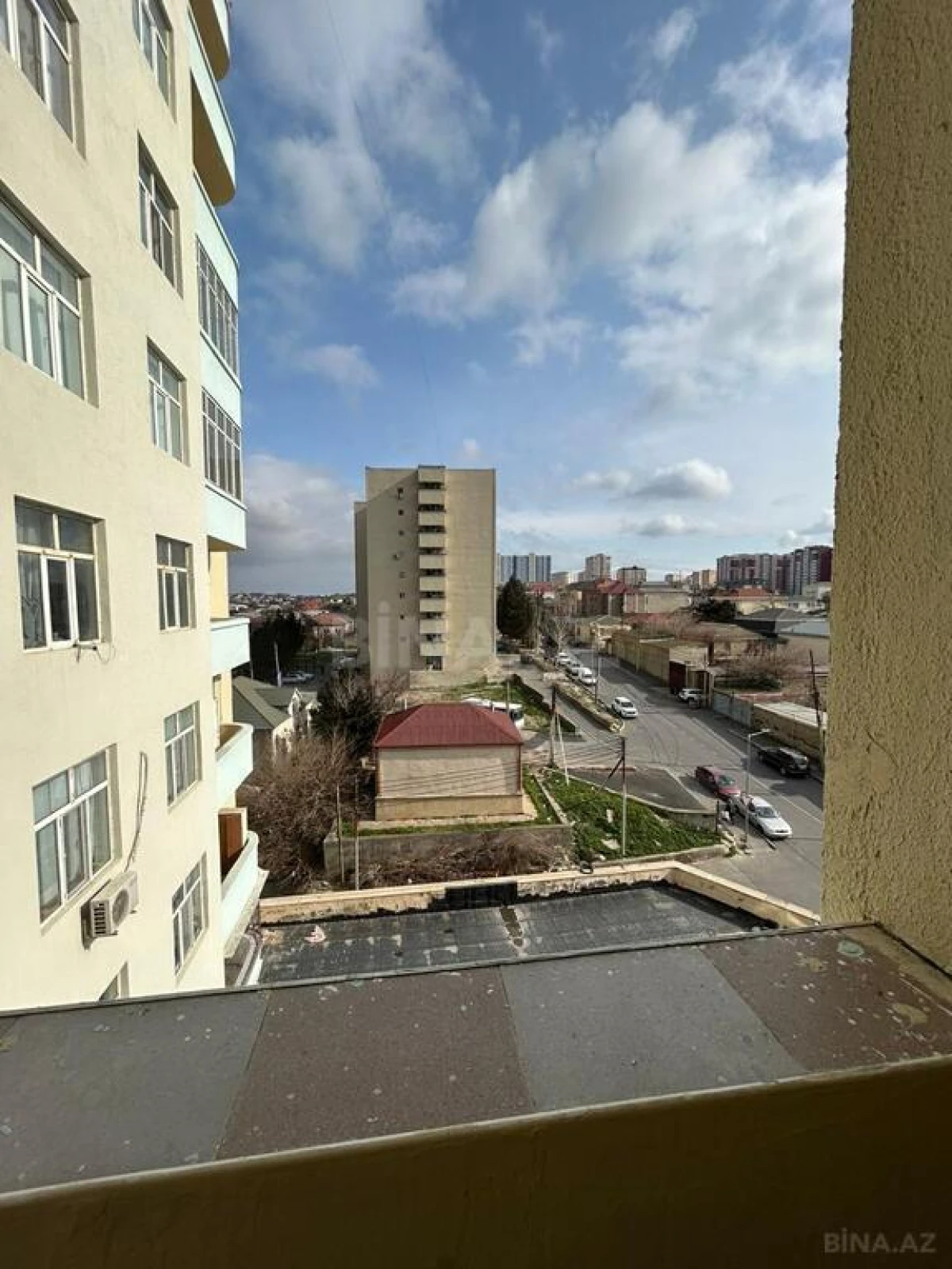 Satılır 3 otaqlı mənzil 116 m²