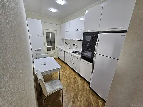 Kirayə verilir 3 otaqlı mənzil 93 m²