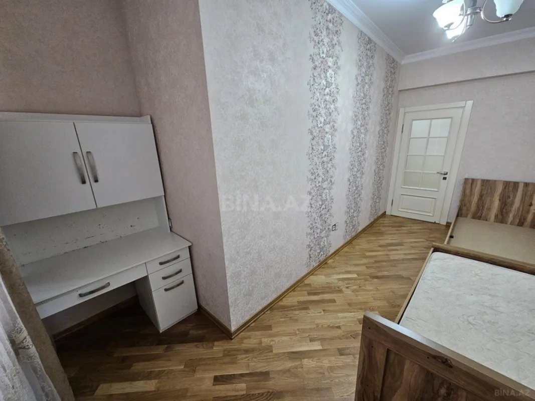 Kirayə verilir 3 otaqlı mənzil 93 m²
