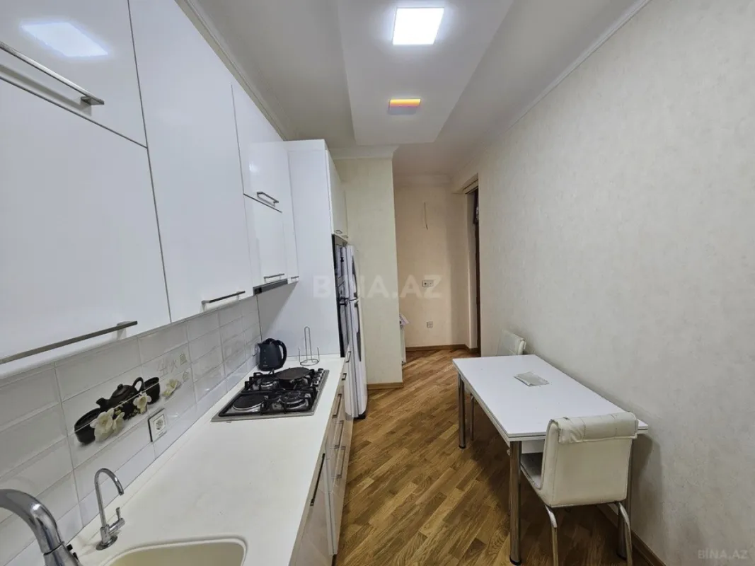 Kirayə verilir 3 otaqlı mənzil 93 m²
