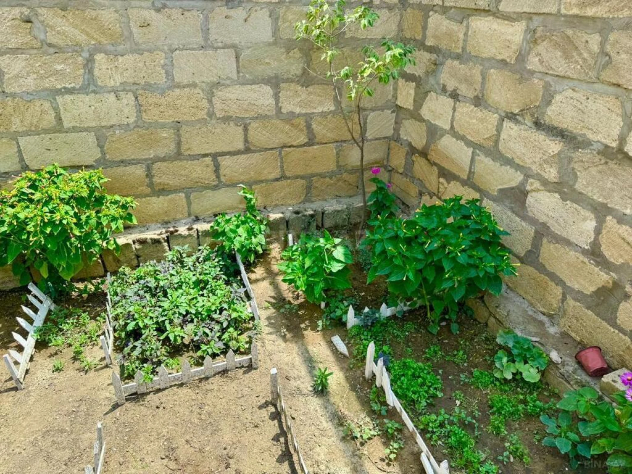 Satılır 5 otaqlı həyət evi 200 m²