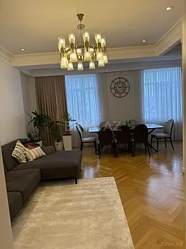 Satılır 3 otaqlı mənzil 110 m² — Bakı 3 otaq 110.00 m²