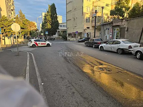 Satılır 7 otaqlı həyət evi 700 m²