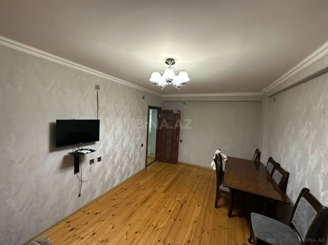 Kirayə verilir 2 otaqlı mənzil 60 m²