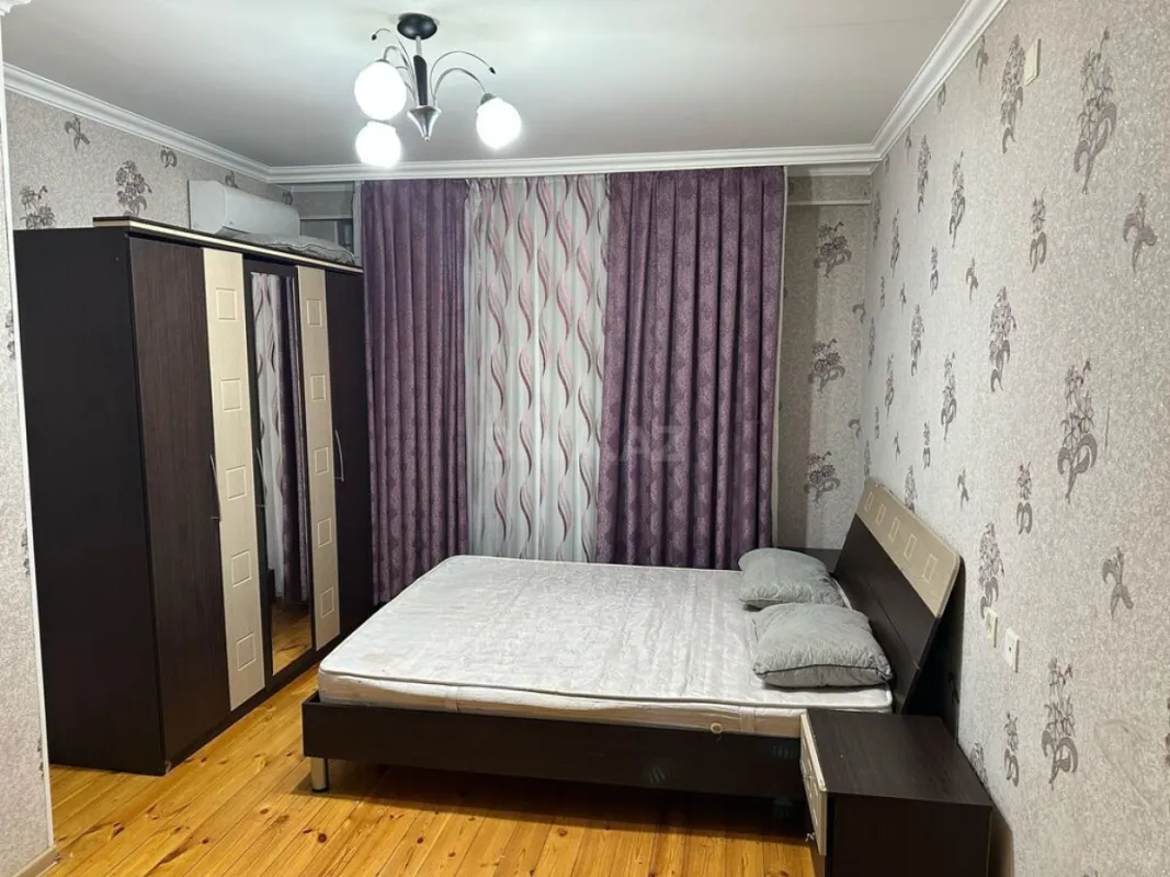 Kirayə verilir 2 otaqlı mənzil 60 m²