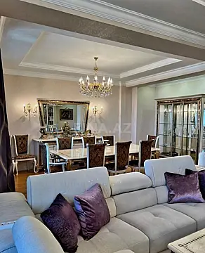 Satılır 4 otaqlı mənzil 189 m²