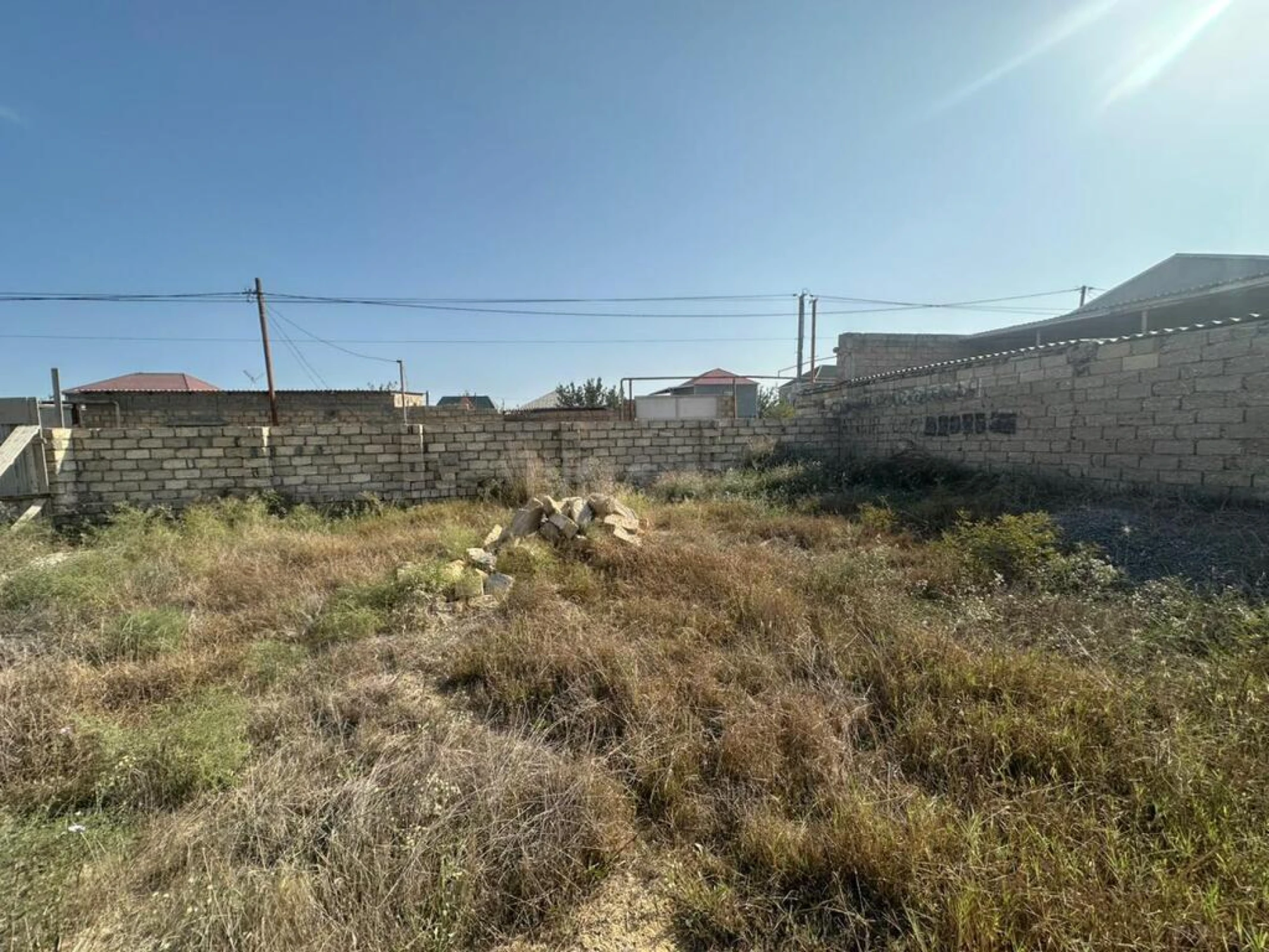 Satılır 2 otaqlı həyət evi 90 m²