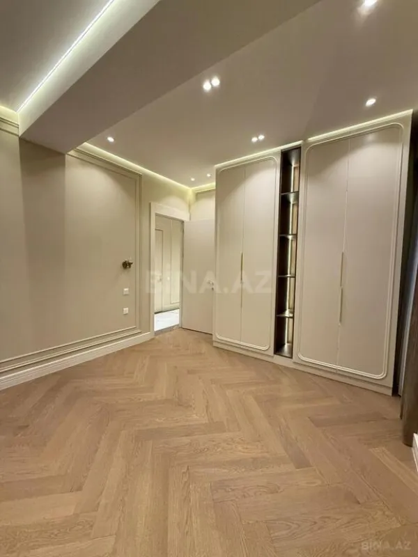 Satılır 3 otaqlı mənzil 85 m²
