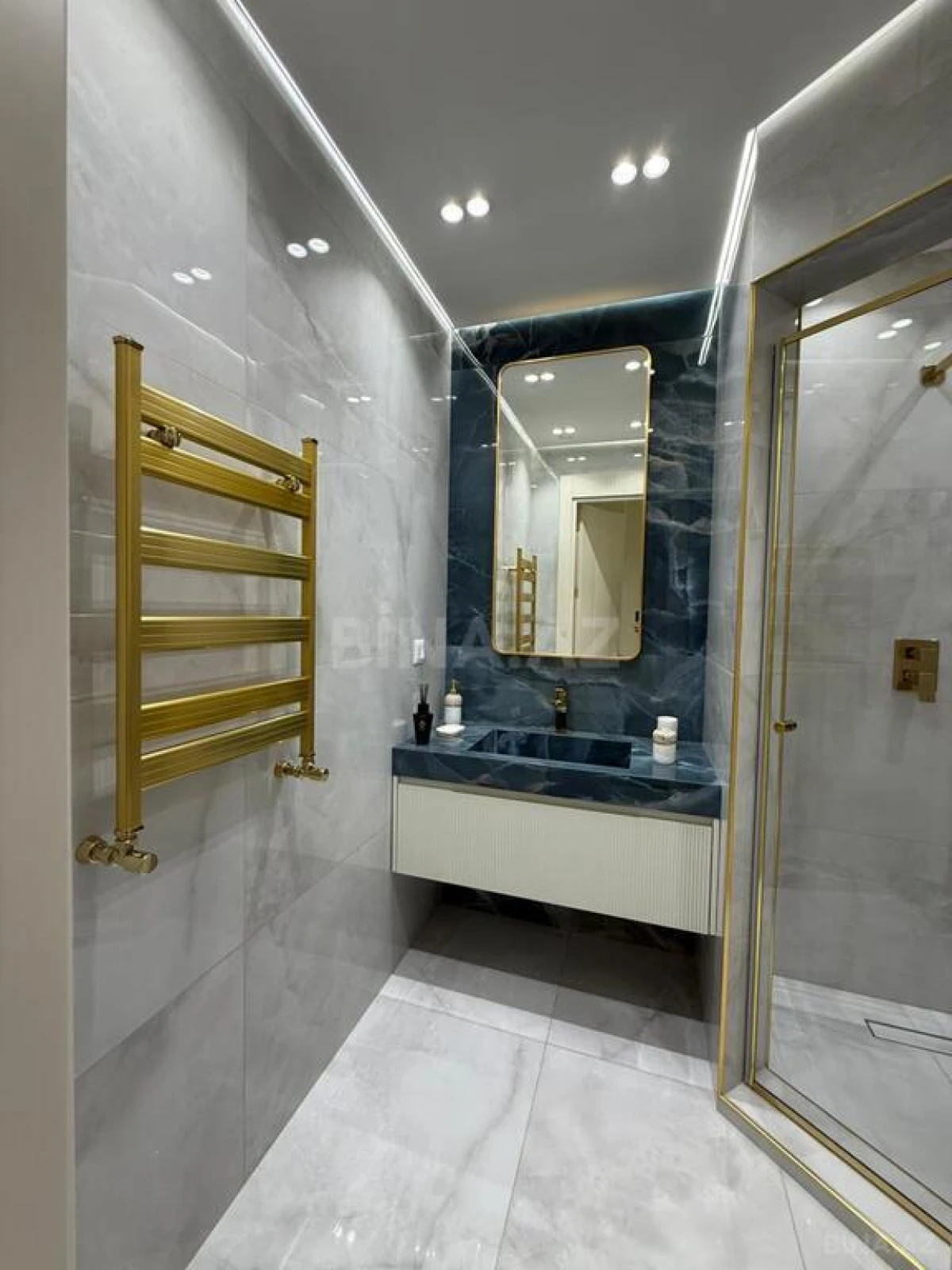 Satılır 3 otaqlı mənzil 85 m²