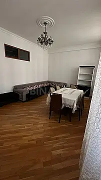 Kirayə verilir 3 otaqlı mənzil 112 m²