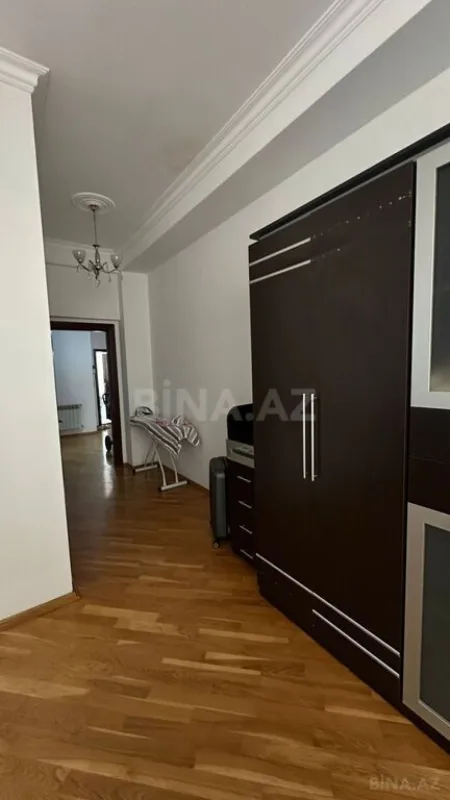 Kirayə verilir 3 otaqlı mənzil 112 m²