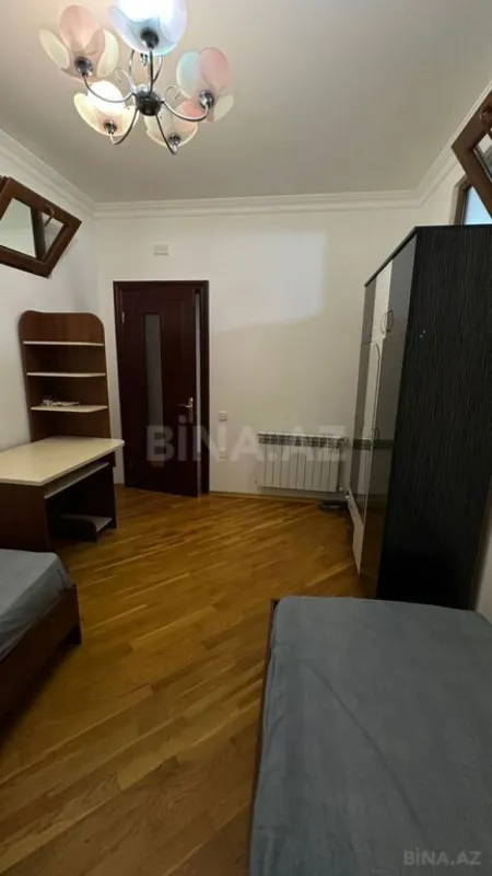 Kirayə verilir 3 otaqlı mənzil 112 m²