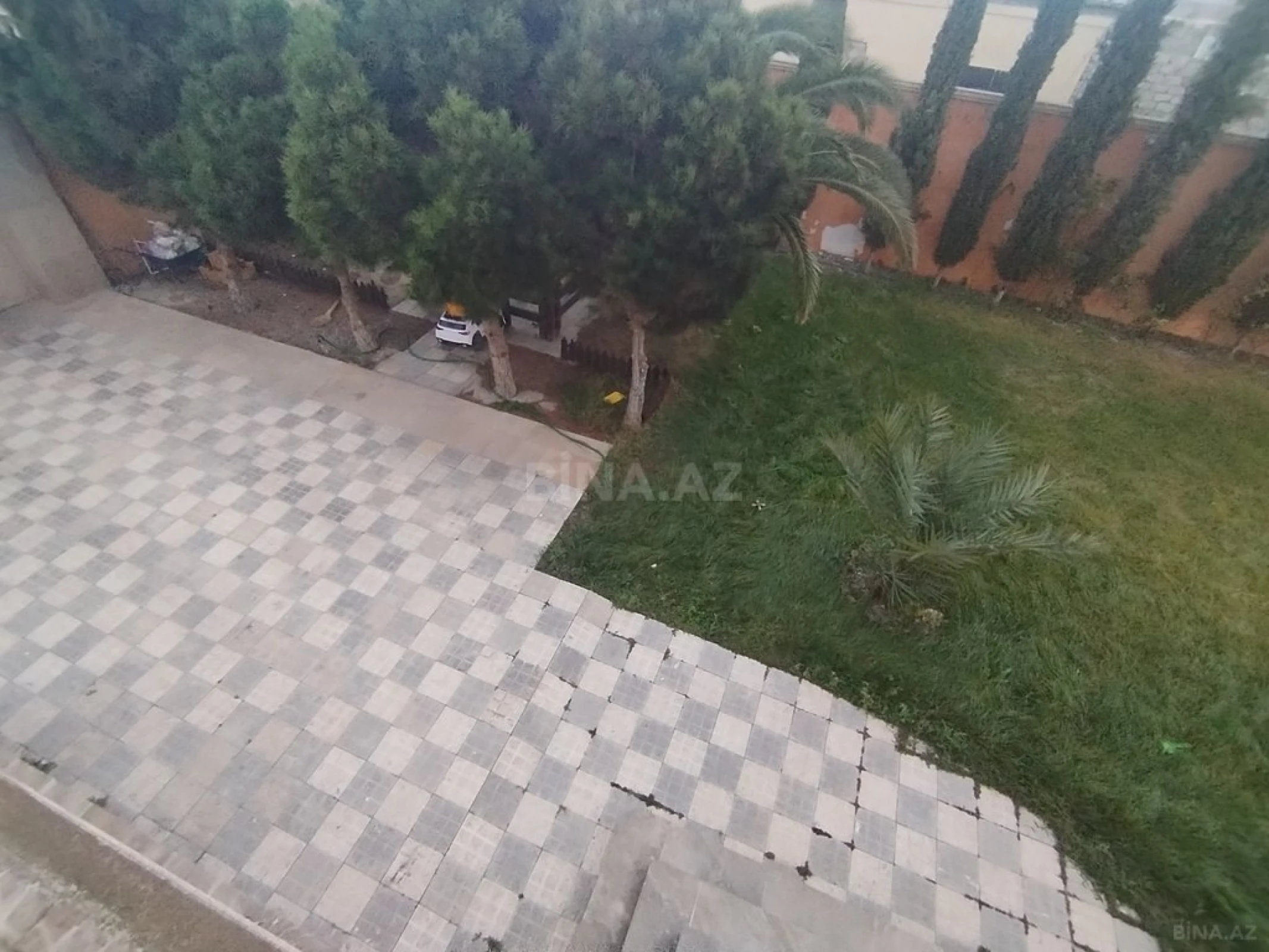 Satılır 5 otaqlı həyət evi 181 m²