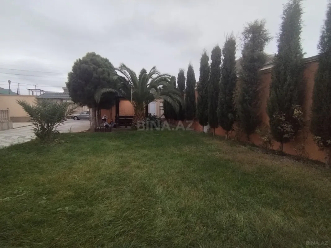 Satılır 5 otaqlı həyət evi 181 m²