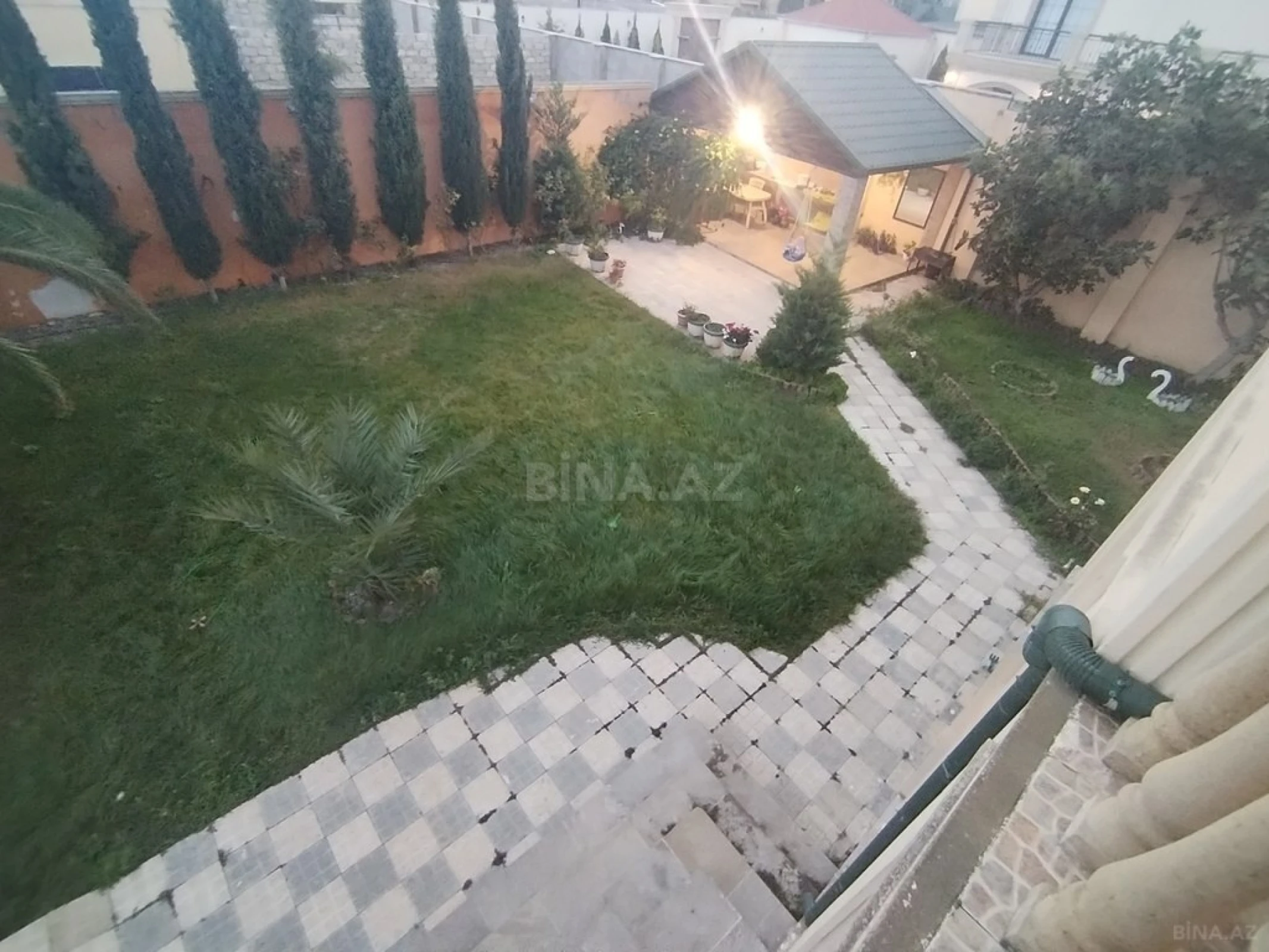 Satılır 5 otaqlı həyət evi 181 m²