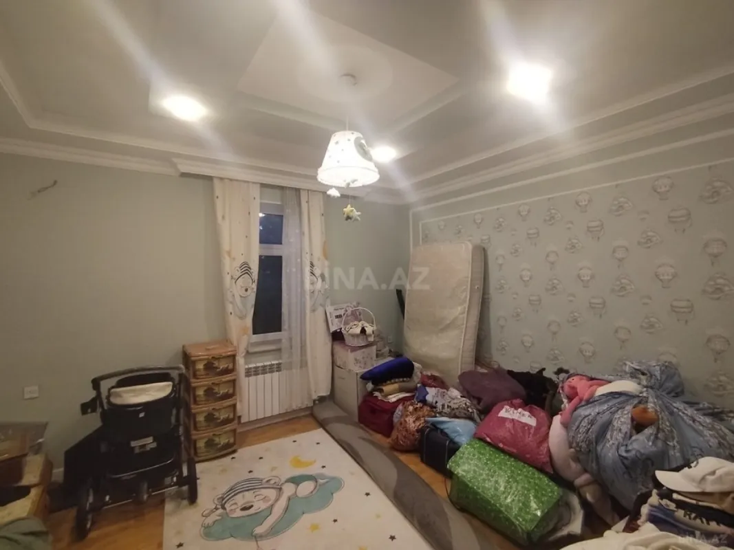 Satılır 5 otaqlı həyət evi 181 m²