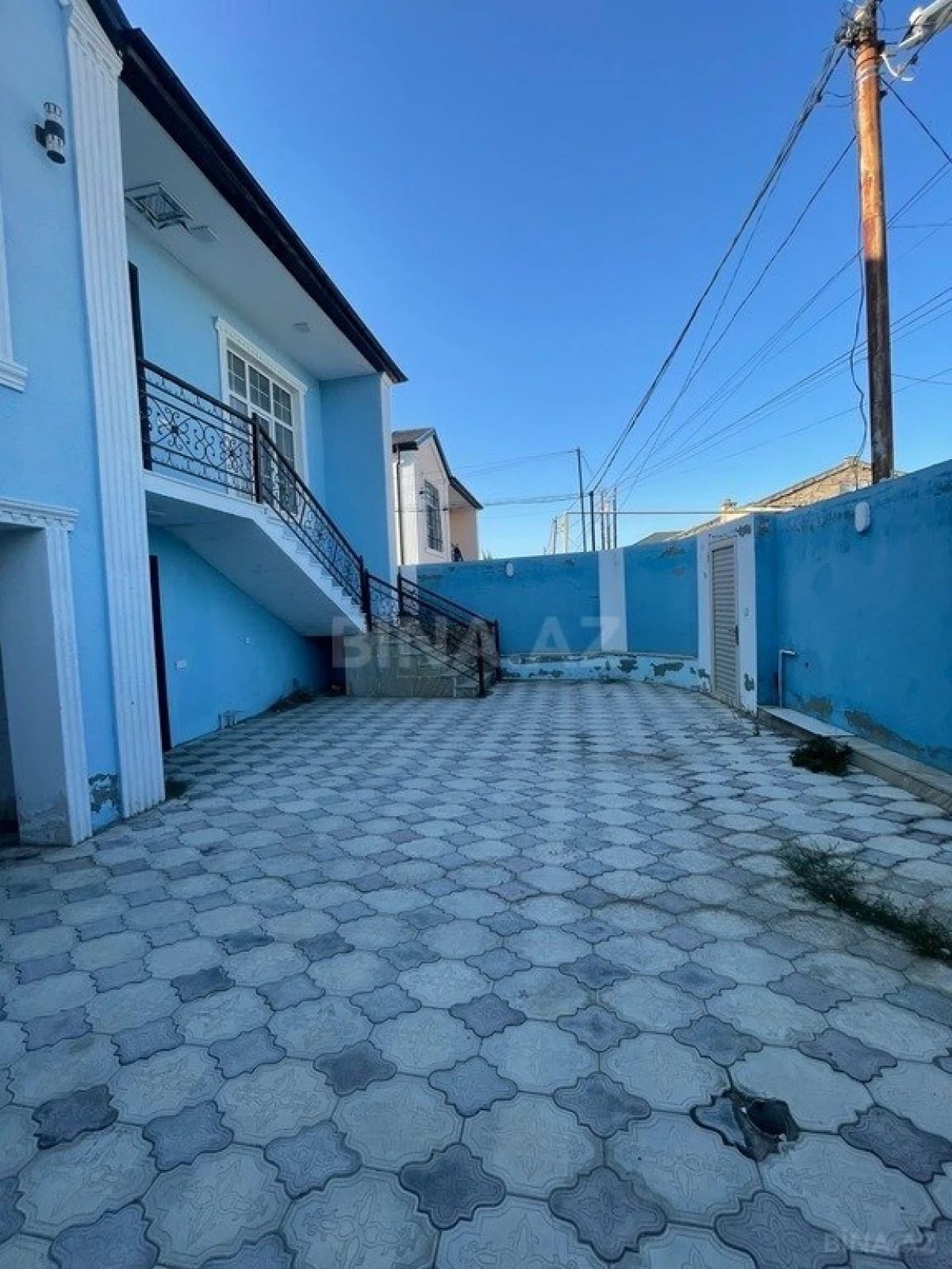 Satılır 7 otaqlı həyət evi 150 m²