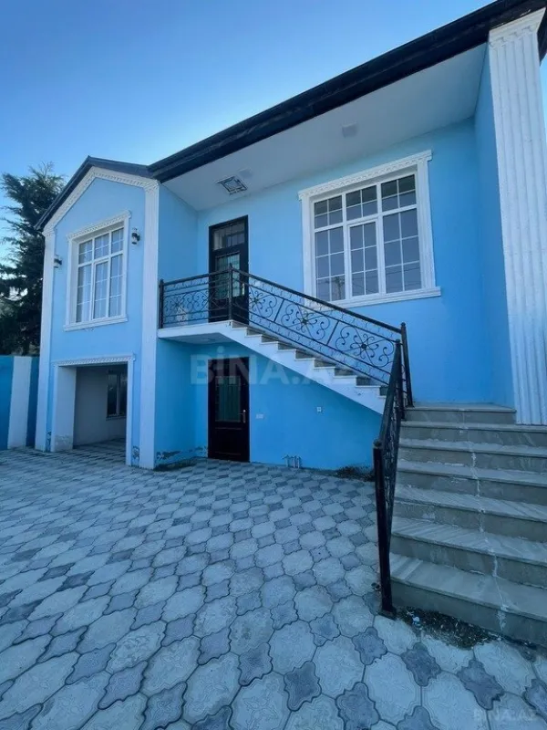 Satılır 7 otaqlı həyət evi 150 m²