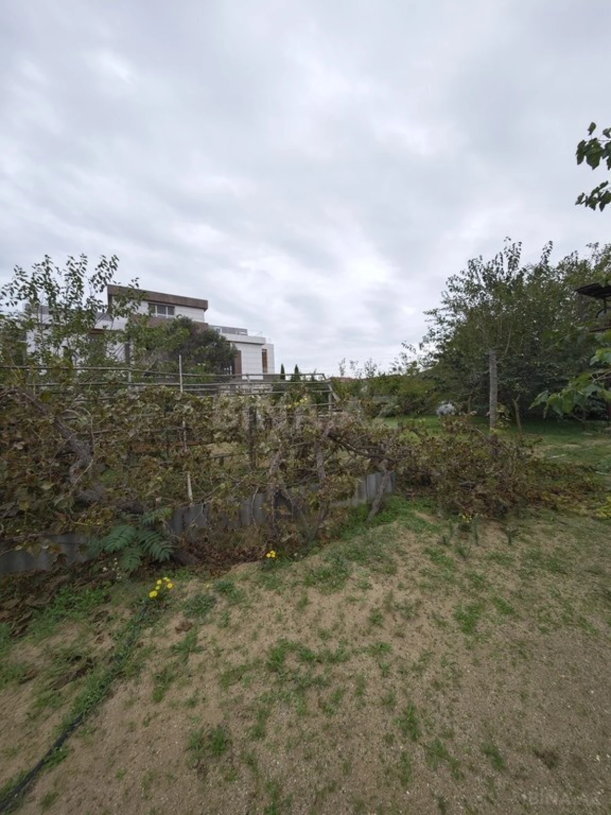 Satılır torpaq sahəsi 10 m²