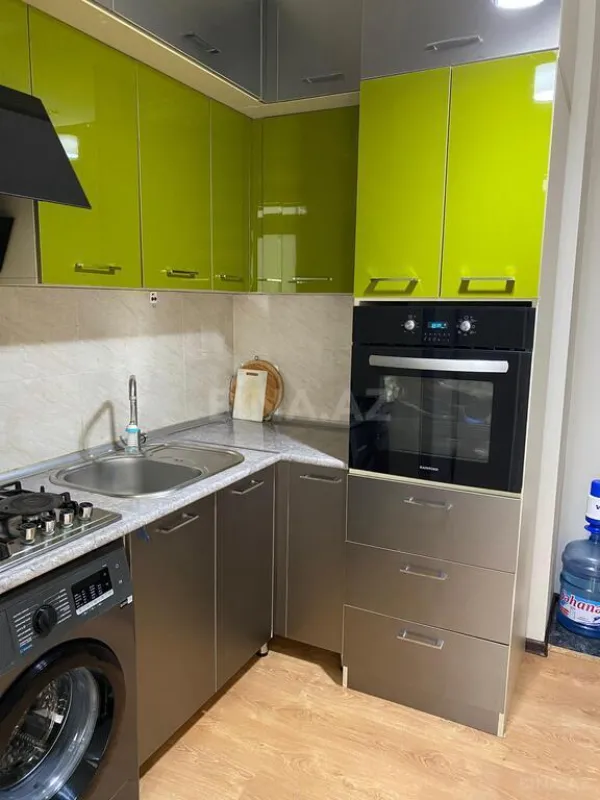 Satılır 3 otaqlı mənzil 85 m²