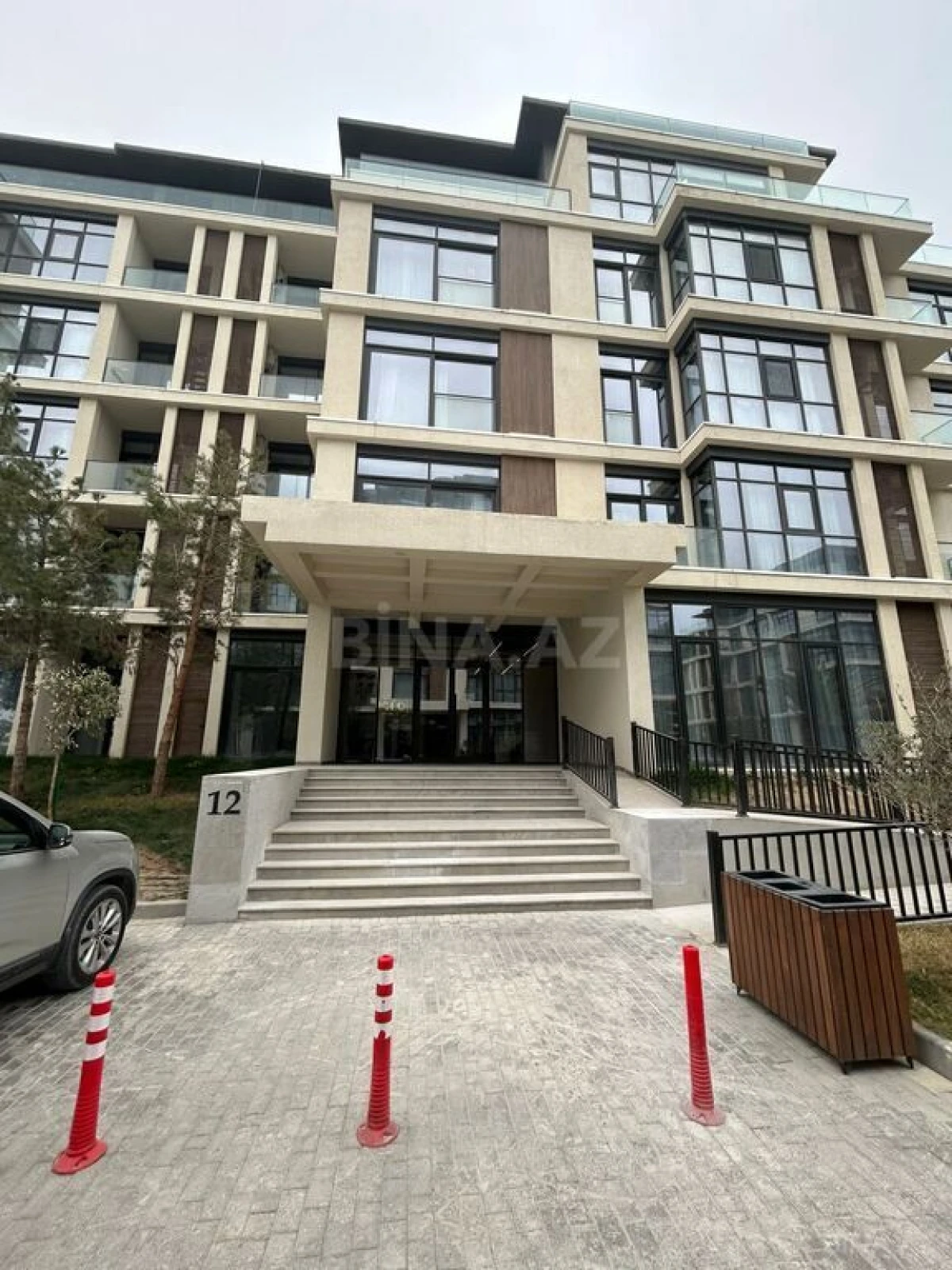 Kirayə verilir 2 otaqlı mənzil 72 m²