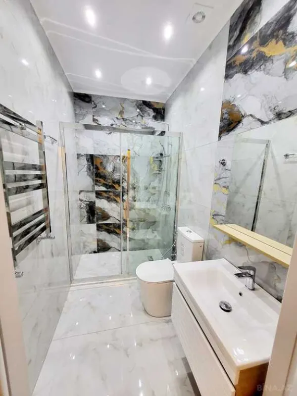 Kirayə verilir 2 otaqlı mənzil 65 m²